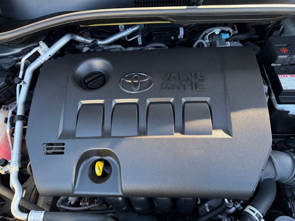 2021 Toyota C-HR LE