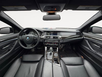 2012 BMW 5 Series 550i