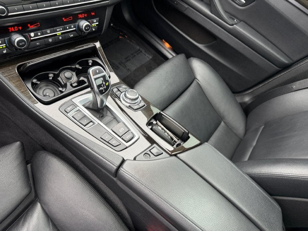 2012 BMW 5 Series 550i