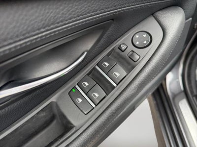 2012 BMW 5 Series 550i