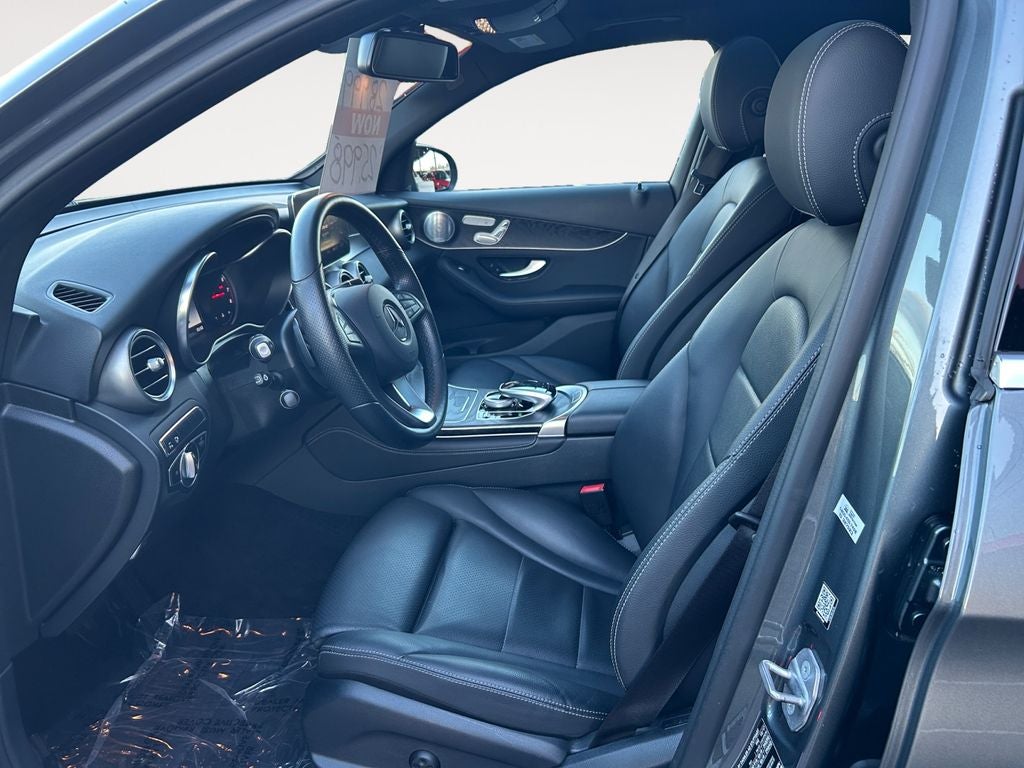 2018 Mercedes-Benz GLC GLC 300 4MATIC® CREAM PUFF