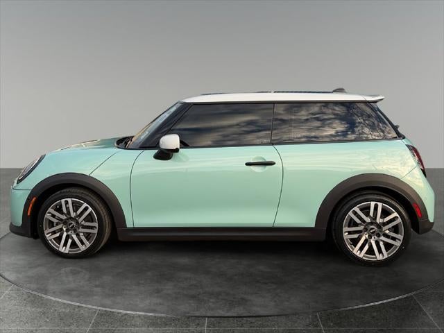 2025 MINI Cooper S Iconic