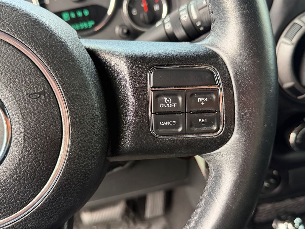 2016 Jeep Wrangler Unlimited Sport *Lifted*