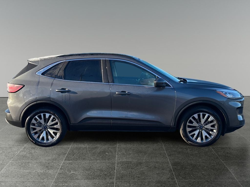 2021 Ford Escape Hybrid Titanium