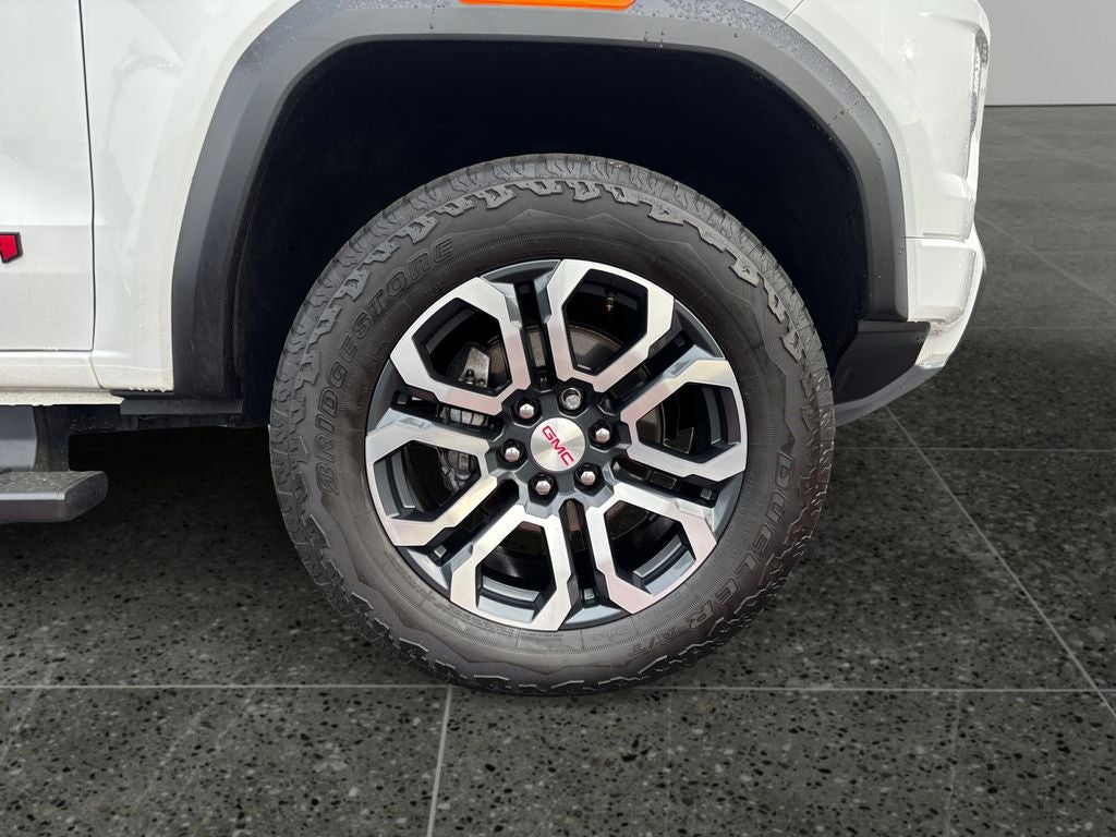 2024 GMC Canyon AT4