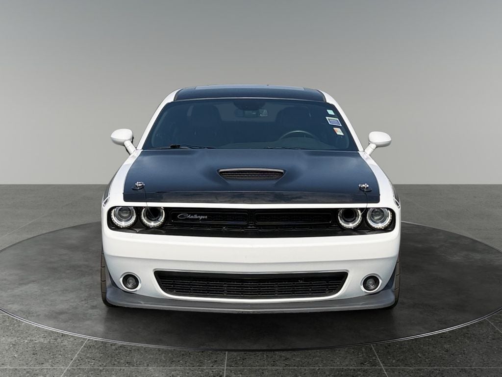 2017 Dodge Challenger R/T 6 speed manual