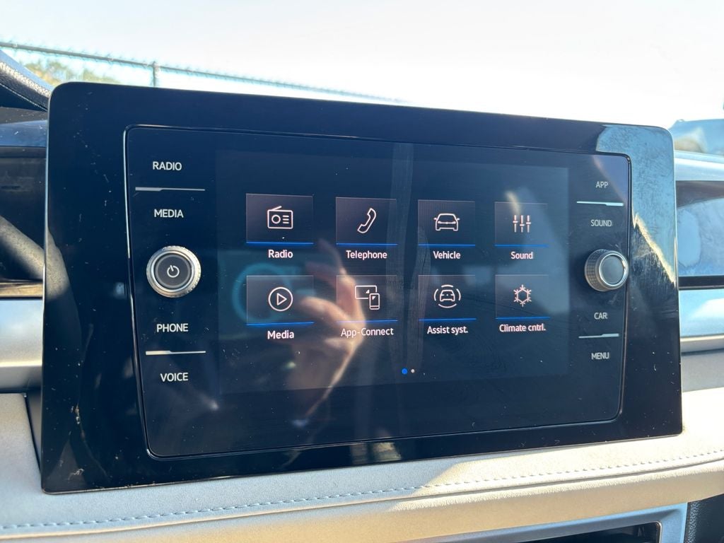 2025 Volkswagen Taos 1.5T SE