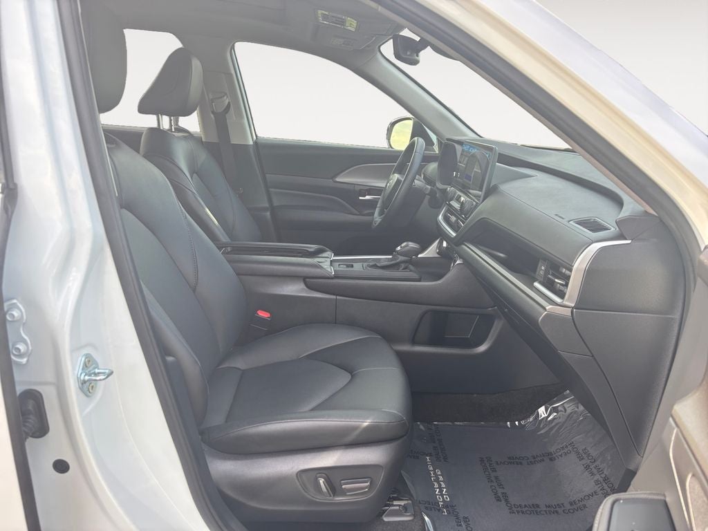 2024 Toyota Grand Highlander Hybrid XLE