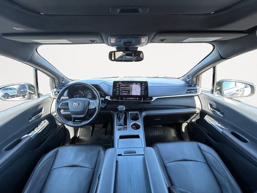 2021 Toyota Sienna XSE 7 Passenger
