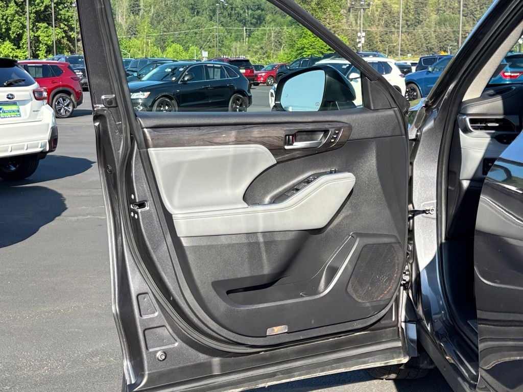 2023 Toyota Highlander Limited