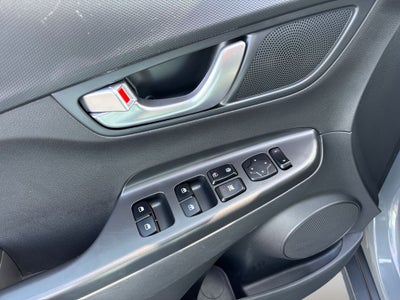 2023 Hyundai KONA ELECTRIC SE