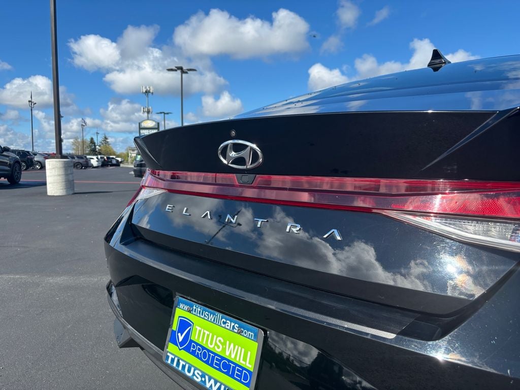 2021 Hyundai ELANTRA SEL