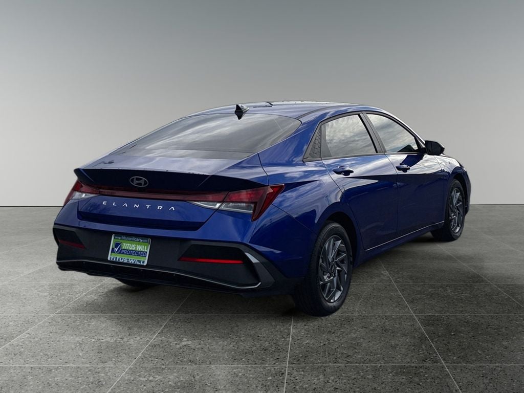 2024 Hyundai ELANTRA SEL