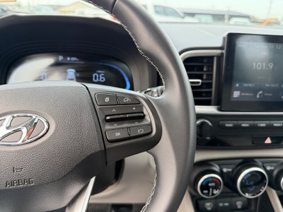 2025 Hyundai VENUE SEL