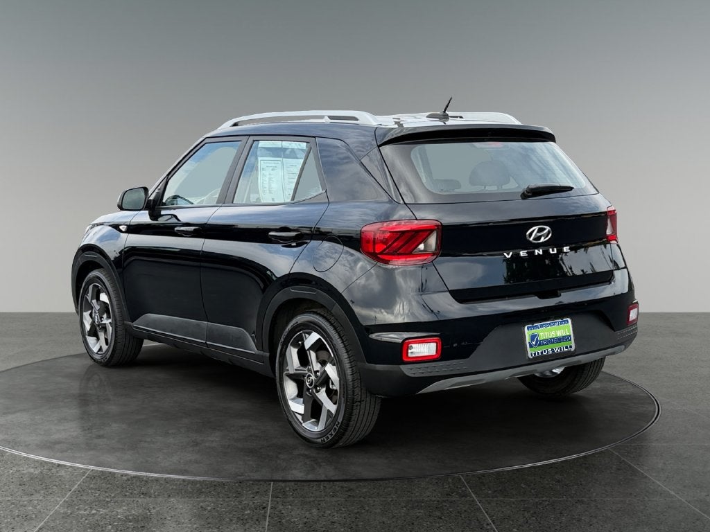 2025 Hyundai VENUE SEL