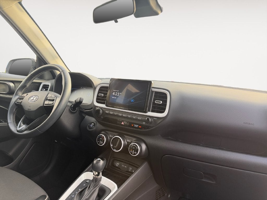 2023 Hyundai VENUE Limited