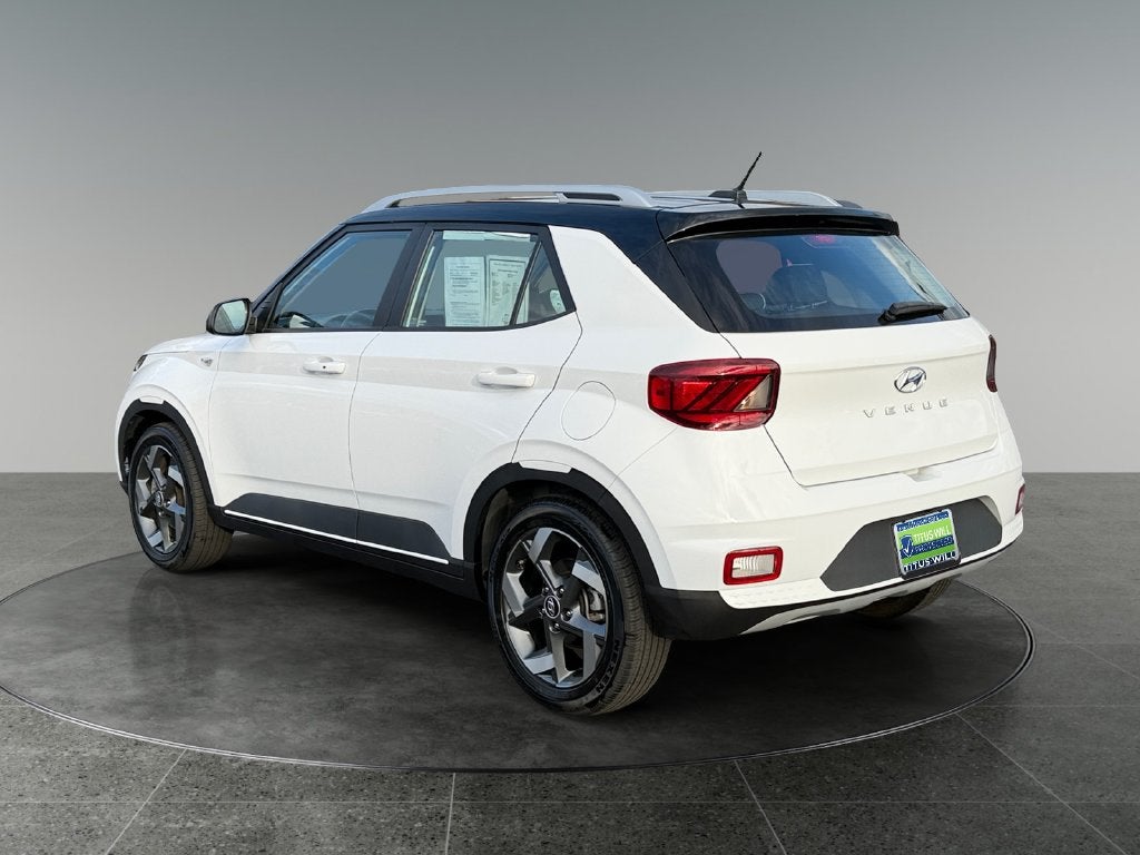 2023 Hyundai VENUE Limited