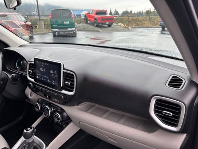 2025 Hyundai VENUE SEL