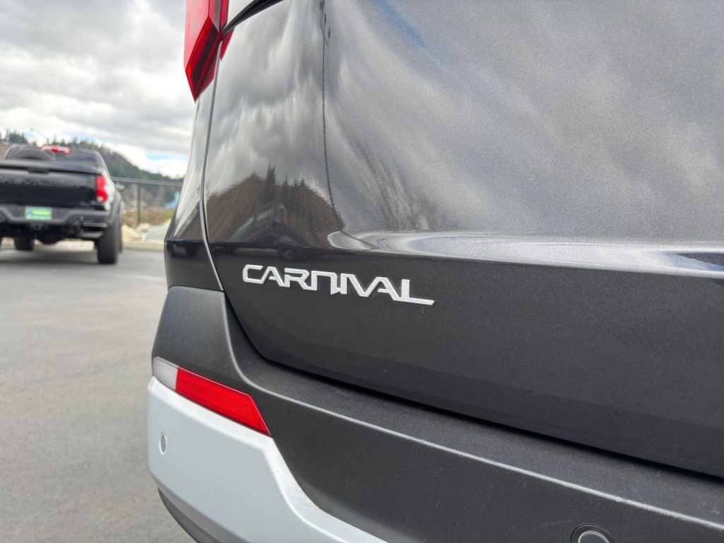 2025 Kia Carnival LXS