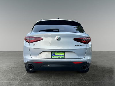 2022 Alfa Romeo Stelvio Sprint
