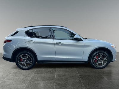 2022 Alfa Romeo Stelvio Sprint
